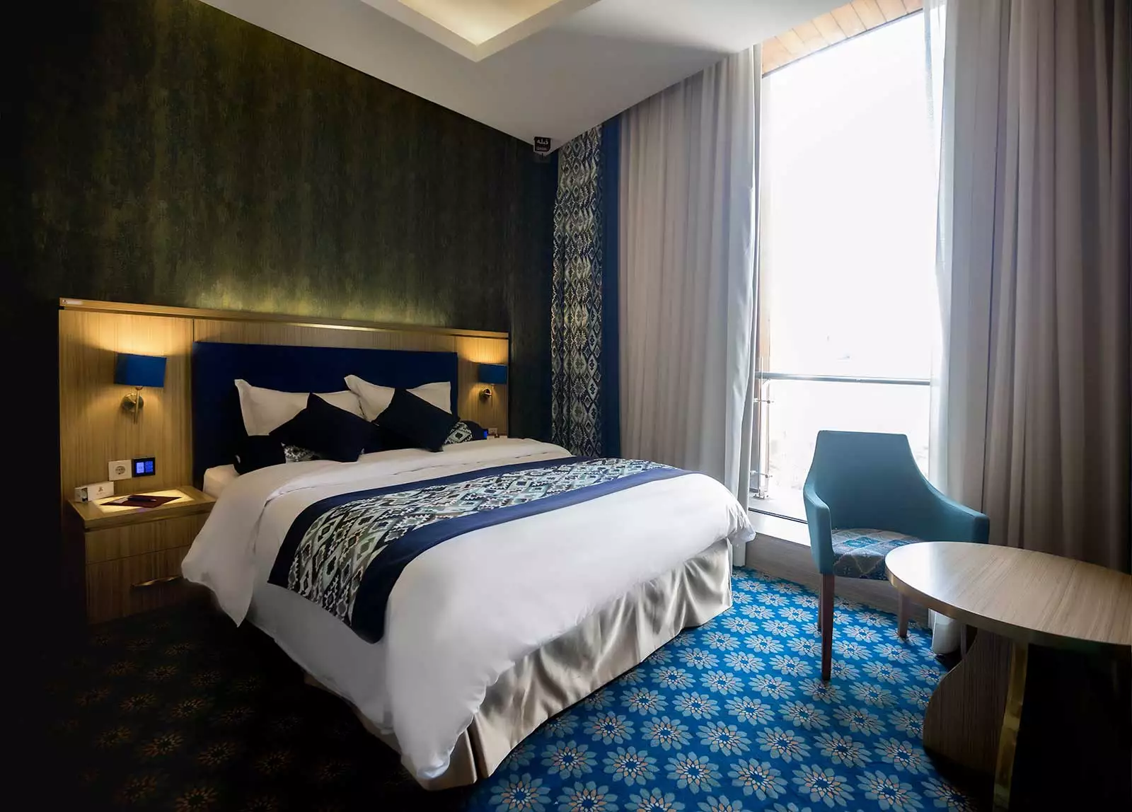 Alibaba https://cdn.alibaba.ir/ostorage/hotel-accommodation-images/6891c0afac13a7ed0d86561b_دبل ساختمان فیروزه.webp